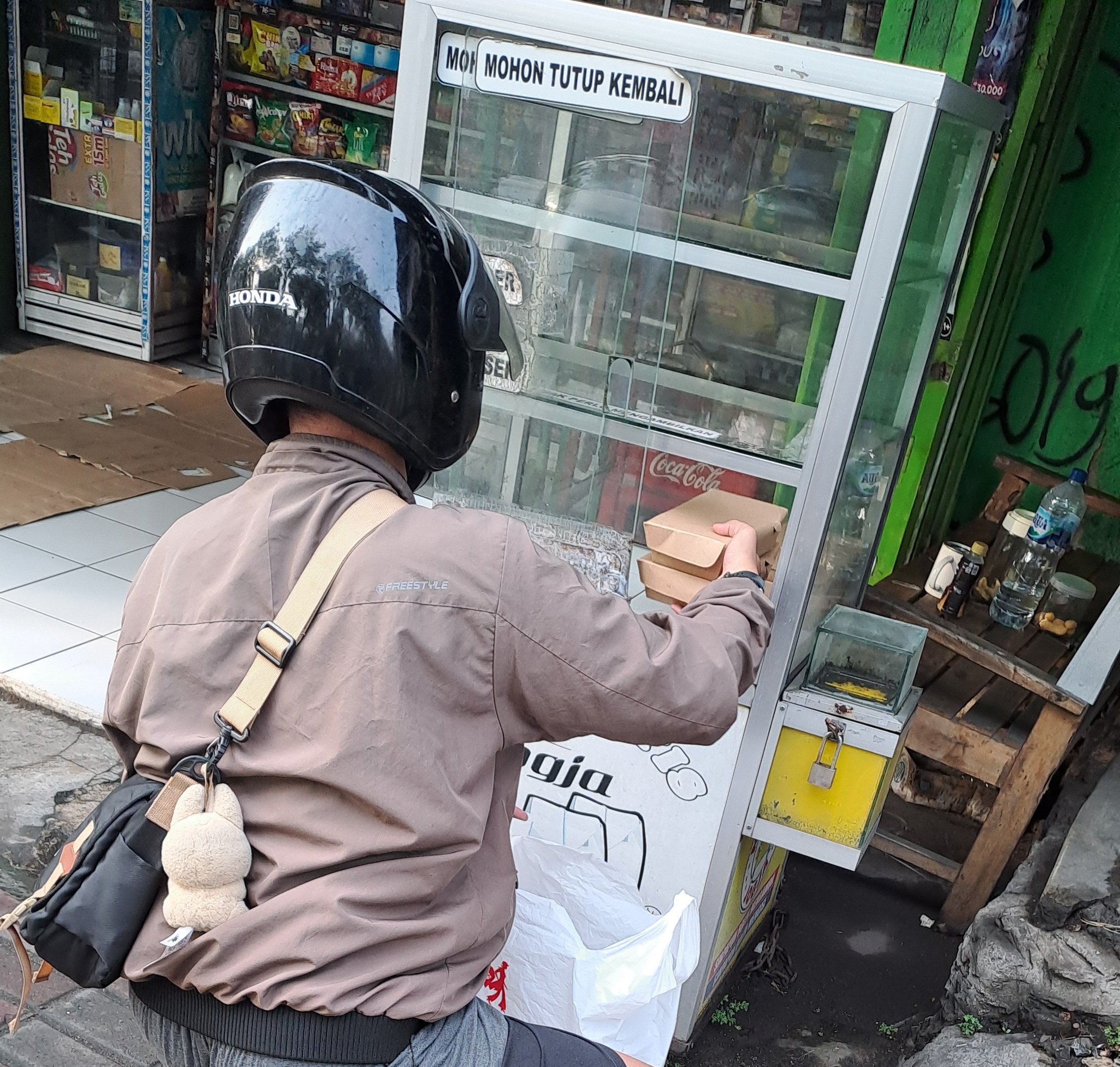 Penyaluran dengan Nasi Gratis Jogja